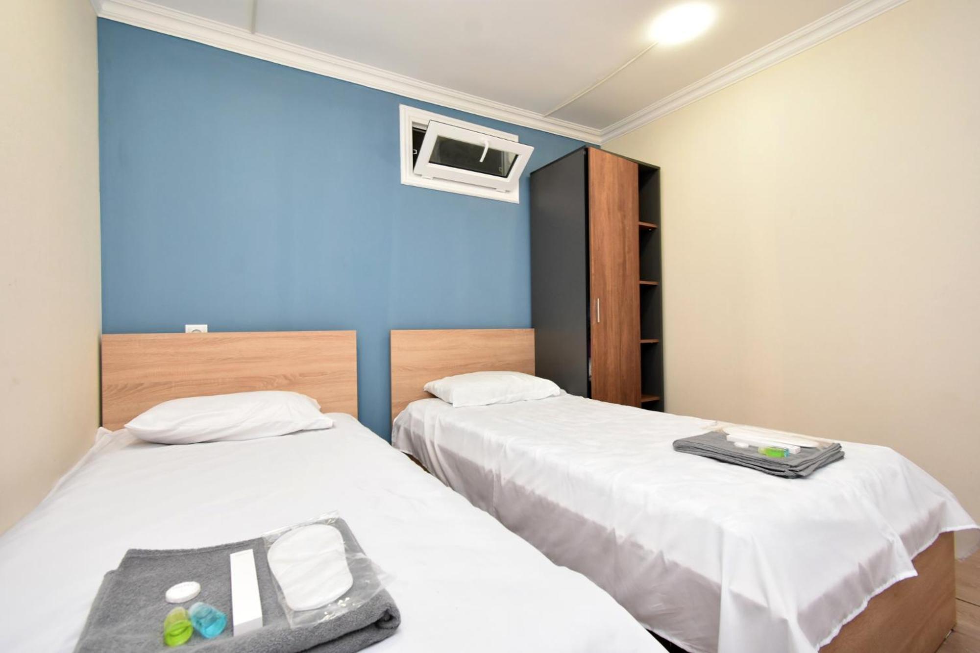 Aaaa Hotel Erevan Exterior foto