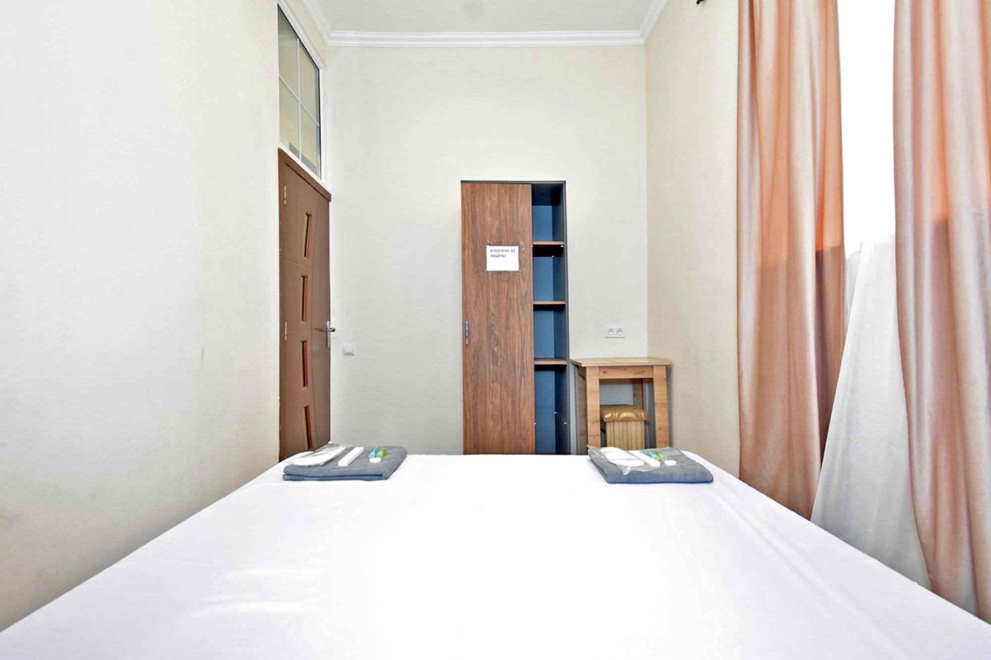 Aaaa Hotel Erevan Exterior foto