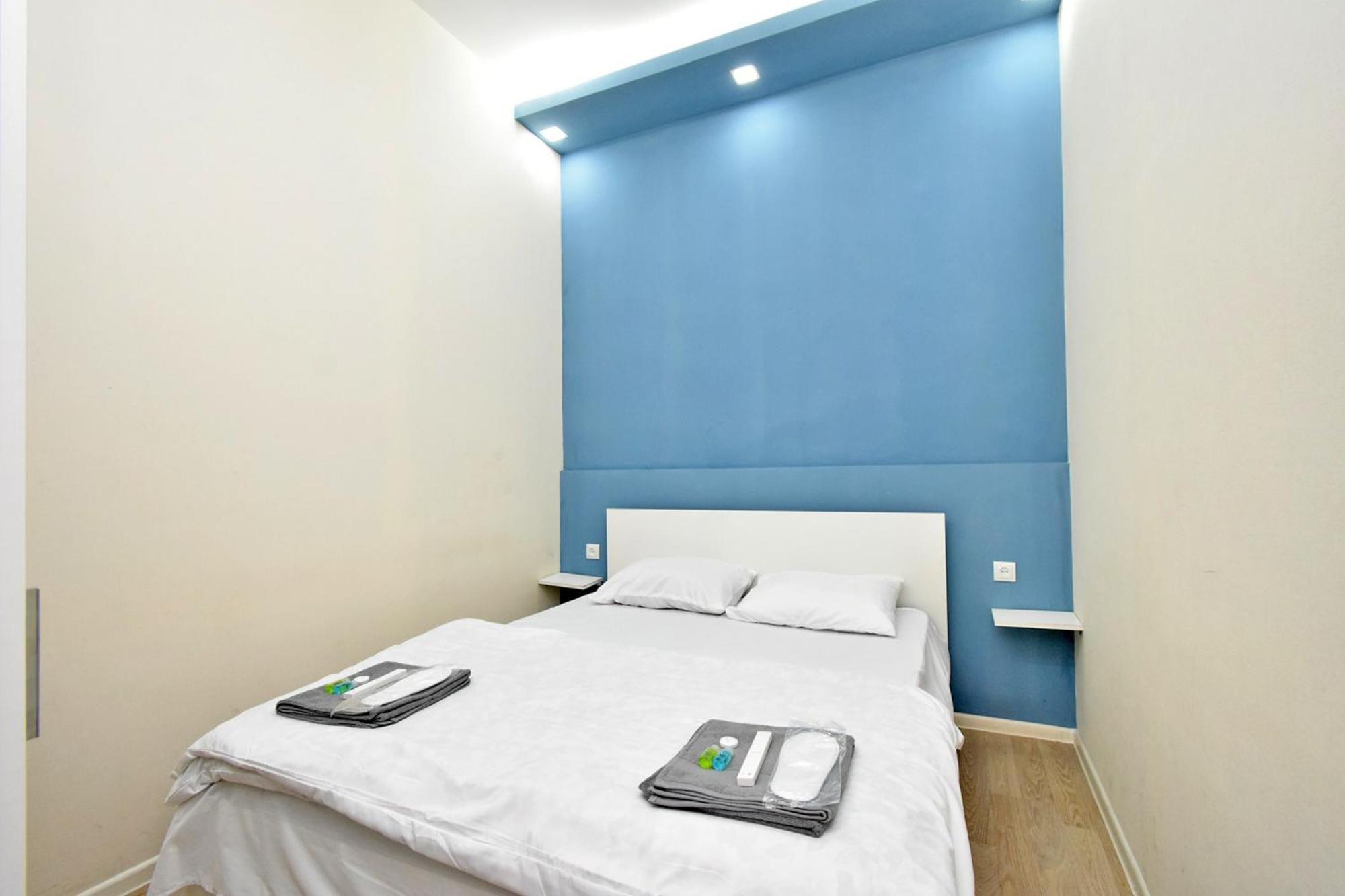 Aaaa Hotel Erevan Exterior foto